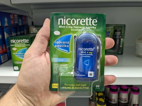 Nicotine Gum vs Lozenge