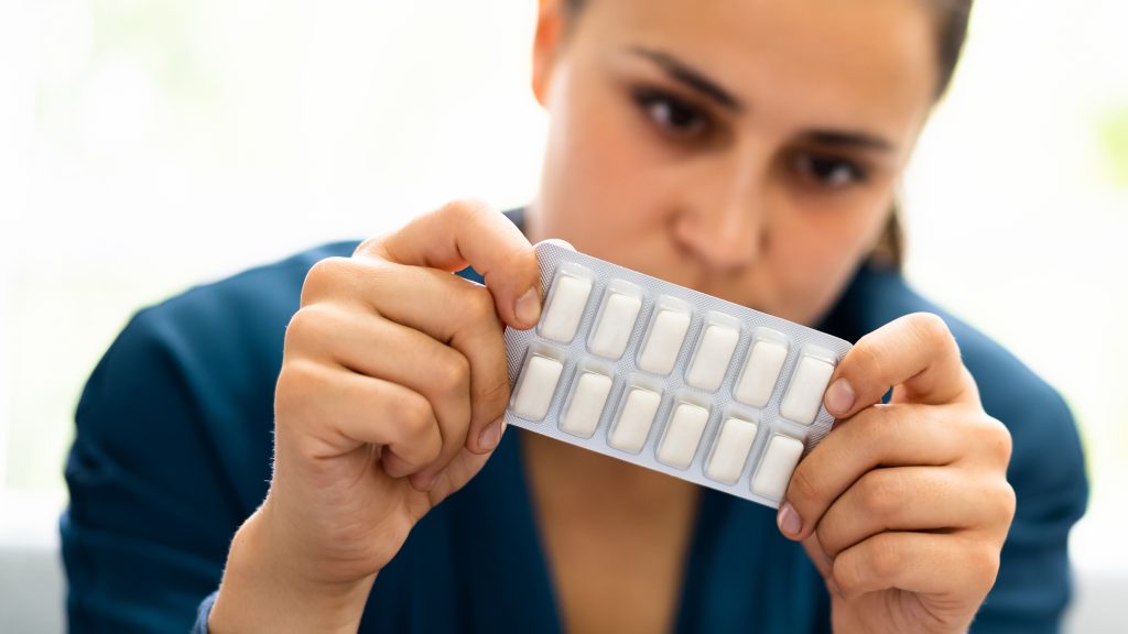 Nicotine Gum vs Lozenge